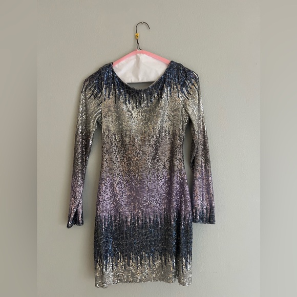 Short silver sparkle party dress - Picture 3 of 5